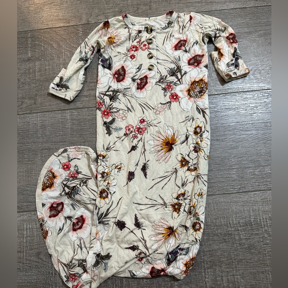 Lou Lou and company Arden Gown & lace bow